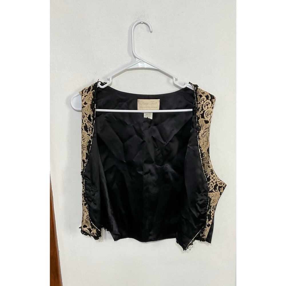 Rare VTG 90s Lace Cream/Black Vest Women's Size Medium Frog Closure Satin Back - Picture 4 of 5